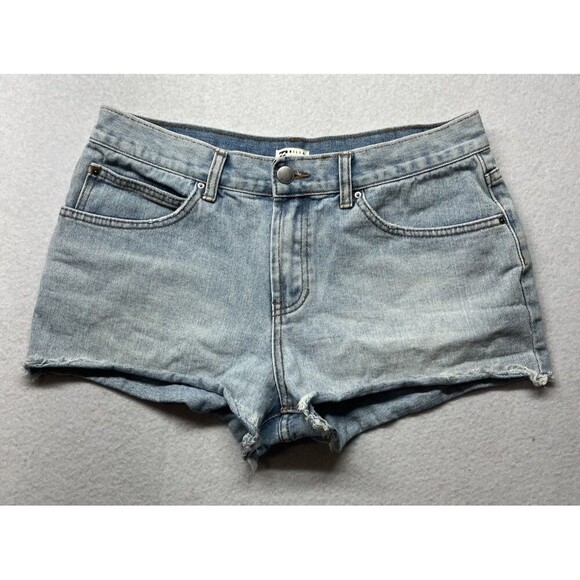 Billabong Women's Denim Short Light Wash 2” Inseam Size 29 Cut Off Distressed - Picture 1 of 4